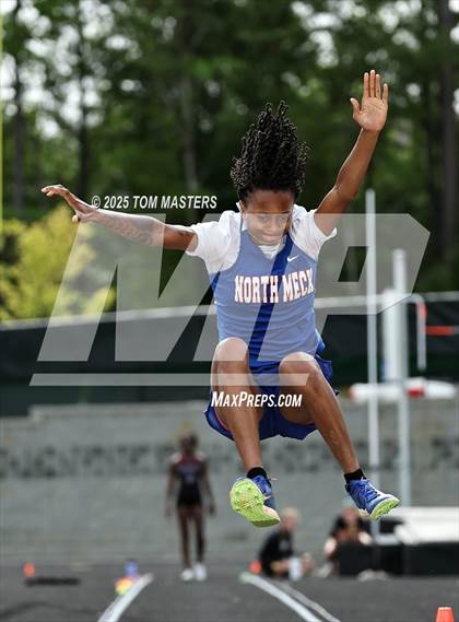 Thumbnail 3 in NCHSAA 4A West Regional (Long Jump) photogallery.