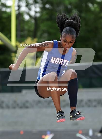 Thumbnail 2 in NCHSAA 4A West Regional (Long Jump) photogallery.