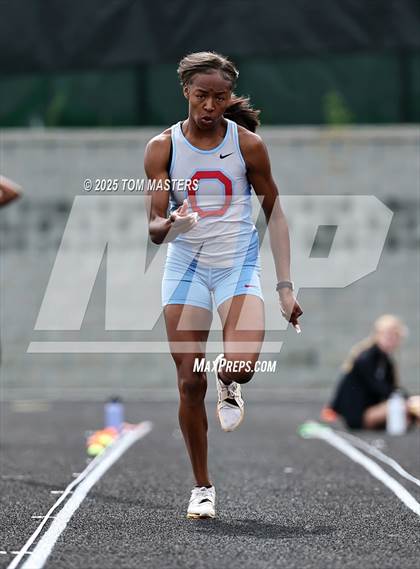 Thumbnail 2 in NCHSAA 4A West Regional (Long Jump) photogallery.