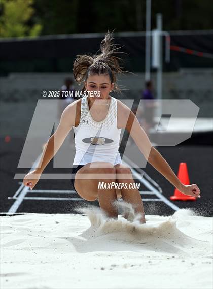 Thumbnail 1 in NCHSAA 4A West Regional (Long Jump) photogallery.