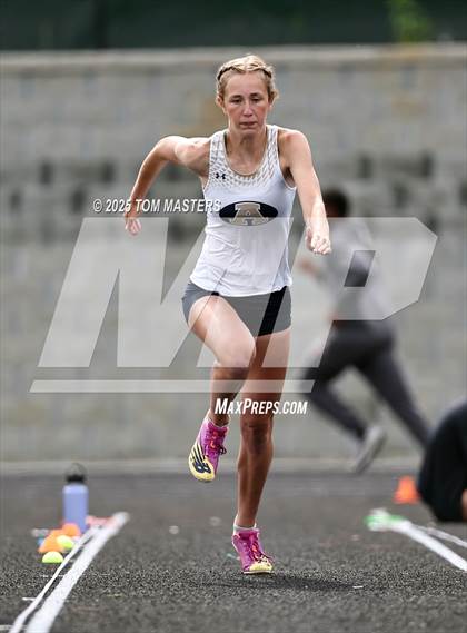 Thumbnail 1 in NCHSAA 4A West Regional (Long Jump) photogallery.