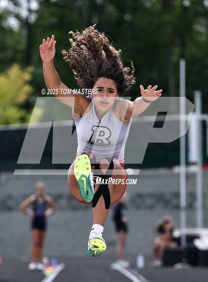 Thumbnail 3 in NCHSAA 4A West Regional (Long Jump) photogallery.