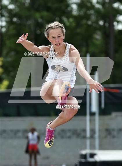 Thumbnail 1 in NCHSAA 4A West Regional (Long Jump) photogallery.