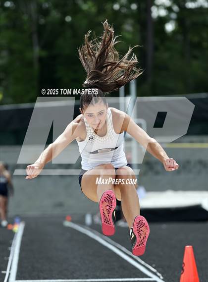 Thumbnail 3 in NCHSAA 4A West Regional (Long Jump) photogallery.