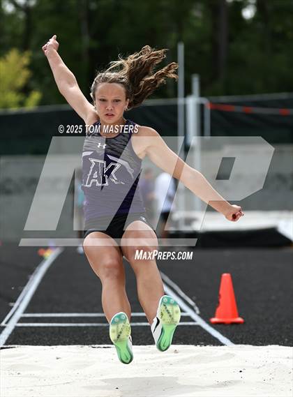Thumbnail 1 in NCHSAA 4A West Regional (Long Jump) photogallery.