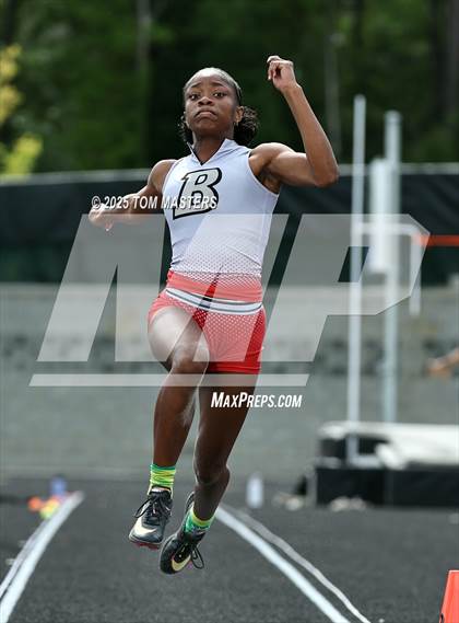 Thumbnail 3 in NCHSAA 4A West Regional (Long Jump) photogallery.