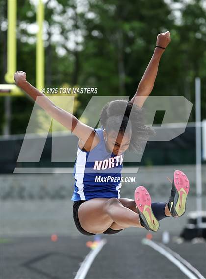 Thumbnail 3 in NCHSAA 4A West Regional (Long Jump) photogallery.