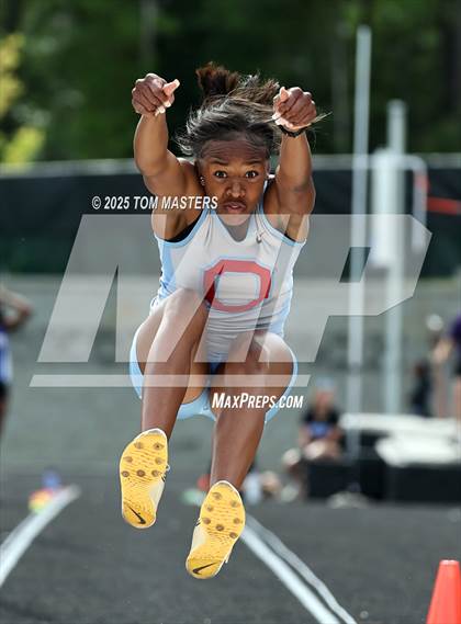 Thumbnail 2 in NCHSAA 4A West Regional (Long Jump) photogallery.