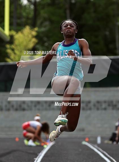 Thumbnail 1 in NCHSAA 4A West Regional (Long Jump) photogallery.