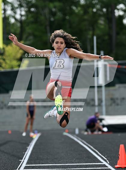Thumbnail 3 in NCHSAA 4A West Regional (Long Jump) photogallery.