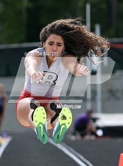 Thumbnail 3 in NCHSAA 4A West Regional (Long Jump) photogallery.