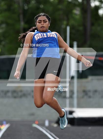 Thumbnail 2 in NCHSAA 4A West Regional (Long Jump) photogallery.