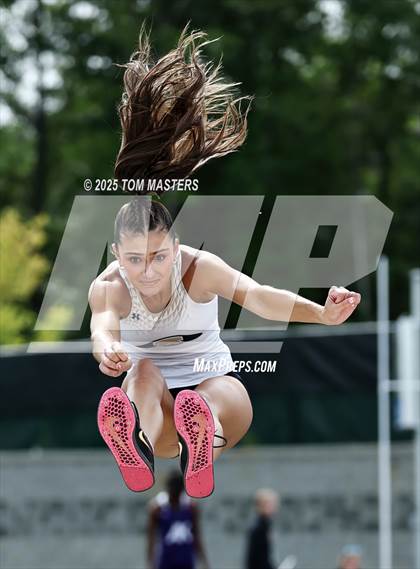 Thumbnail 2 in NCHSAA 4A West Regional (Long Jump) photogallery.