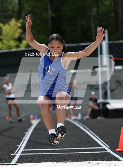 Thumbnail 3 in NCHSAA 4A West Regional (Long Jump) photogallery.
