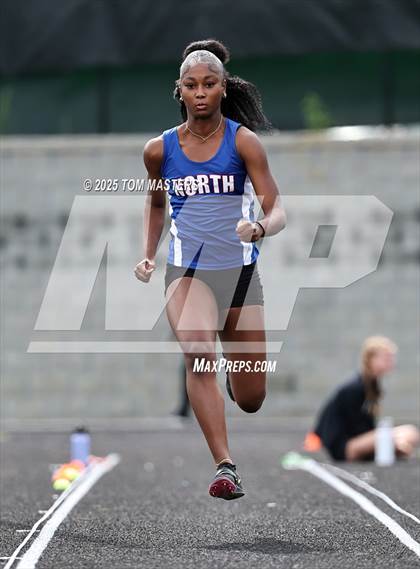 Thumbnail 2 in NCHSAA 4A West Regional (Long Jump) photogallery.