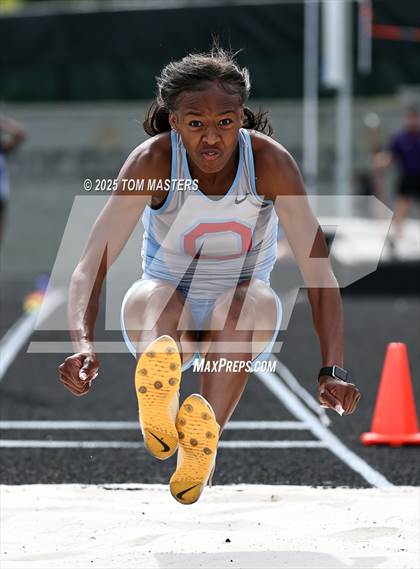 Thumbnail 3 in NCHSAA 4A West Regional (Long Jump) photogallery.