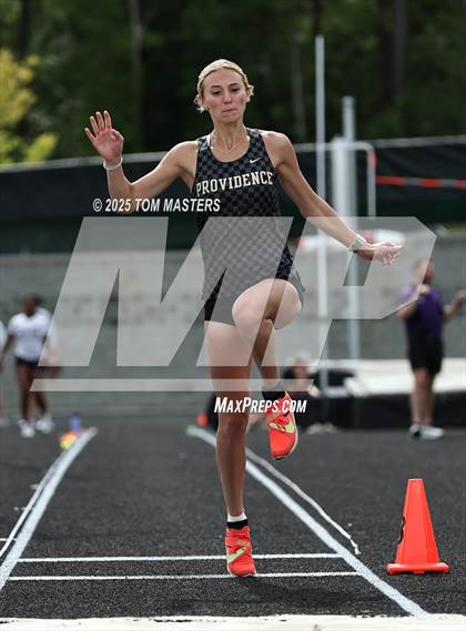 Thumbnail 3 in NCHSAA 4A West Regional (Long Jump) photogallery.