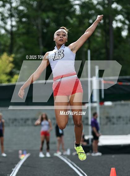 Thumbnail 3 in NCHSAA 4A West Regional (Long Jump) photogallery.