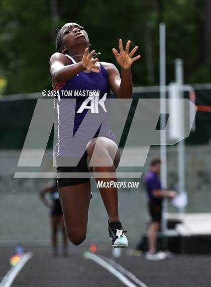 Thumbnail 2 in NCHSAA 4A West Regional (Long Jump) photogallery.
