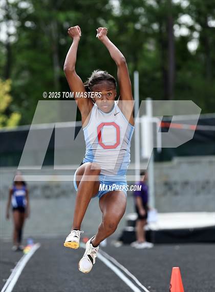 Thumbnail 1 in NCHSAA 4A West Regional (Long Jump) photogallery.