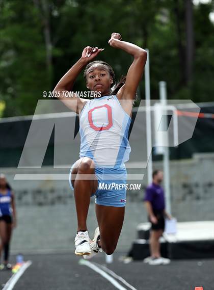 Thumbnail 2 in NCHSAA 4A West Regional (Long Jump) photogallery.