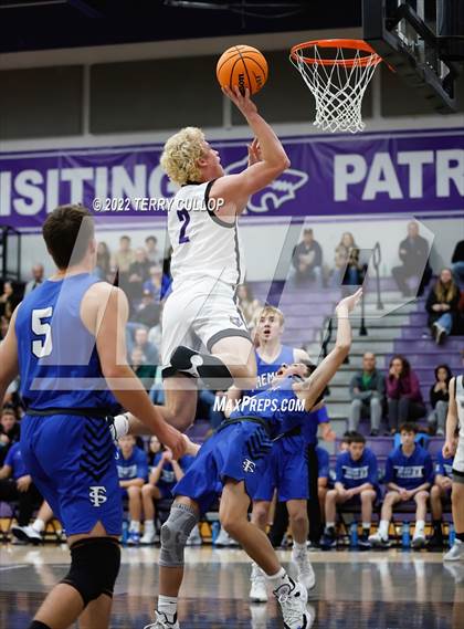 Thumbnail 2 in Fremont @ Riverton photogallery.