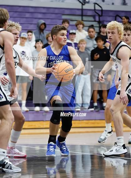 Thumbnail 2 in Fremont @ Riverton photogallery.