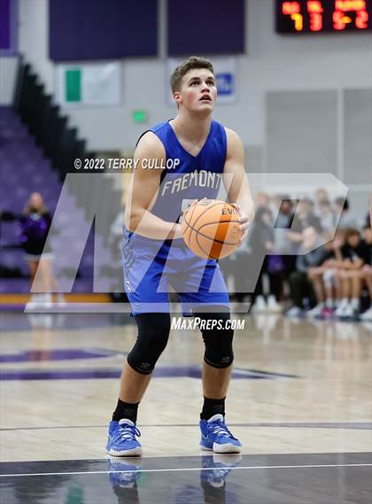 Thumbnail 1 in Fremont @ Riverton photogallery.