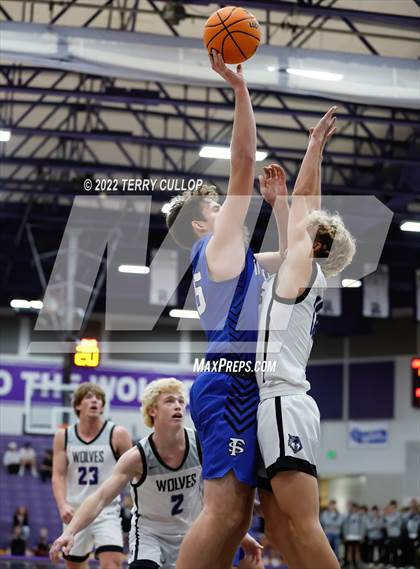 Thumbnail 3 in Fremont @ Riverton photogallery.