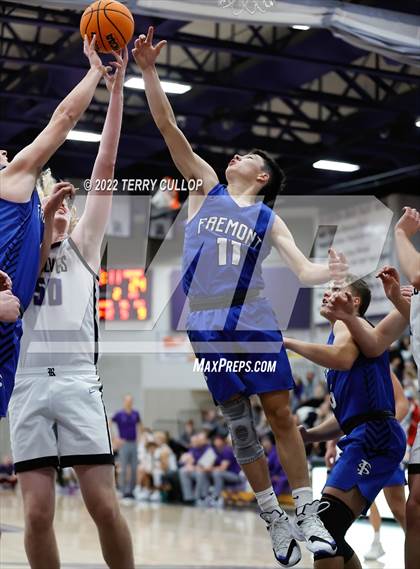 Thumbnail 2 in Fremont @ Riverton photogallery.