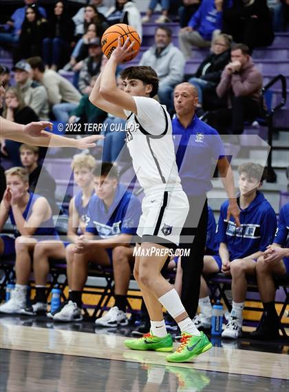 Thumbnail 3 in Fremont @ Riverton photogallery.