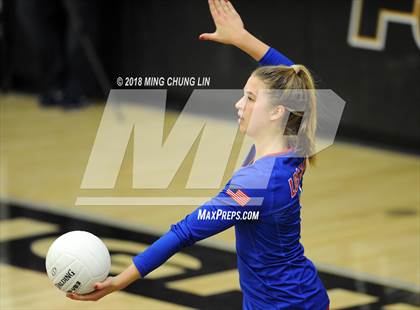 Thumbnail 2 in Los Alamitos @ Foothill (CIF State D1 Regional Semifinal) photogallery.