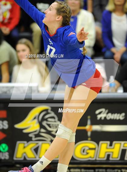Thumbnail 3 in Los Alamitos @ Foothill (CIF State D1 Regional Semifinal) photogallery.