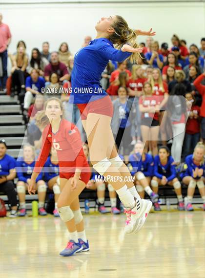 Thumbnail 1 in Los Alamitos @ Foothill (CIF State D1 Regional Semifinal) photogallery.
