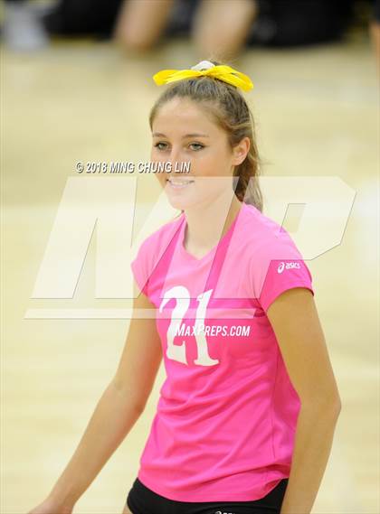 Thumbnail 3 in Los Alamitos @ Foothill (CIF State D1 Regional Semifinal) photogallery.