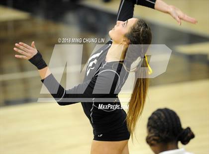 Thumbnail 3 in Los Alamitos @ Foothill (CIF State D1 Regional Semifinal) photogallery.