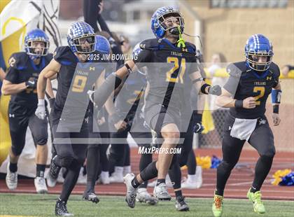 Thumbnail 3 in Maroa-Forsyth vs Johnston City (IHSA 2A Round 2) photogallery.