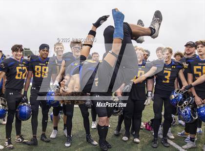 Thumbnail 1 in Maroa-Forsyth vs Johnston City (IHSA 2A Round 2) photogallery.