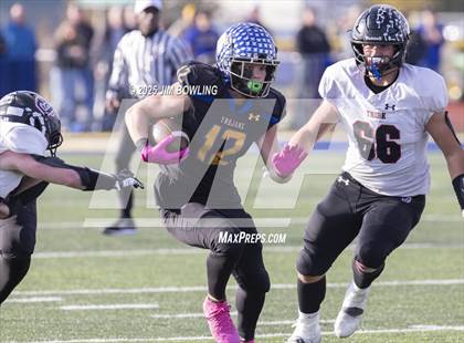 Thumbnail 1 in Maroa-Forsyth vs Johnston City (IHSA 2A Round 2) photogallery.