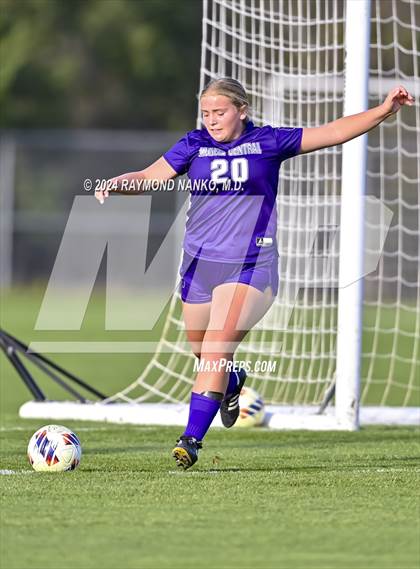 Thumbnail 3 in Pendleton Heights vs Muncie Central (IHSAA 3A Section 8 Round 1) photogallery.