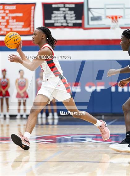 Thumbnail 3 in East Nashville Magnet vs. LEAD Academy (TSSAA Region 2A East Final) photogallery.