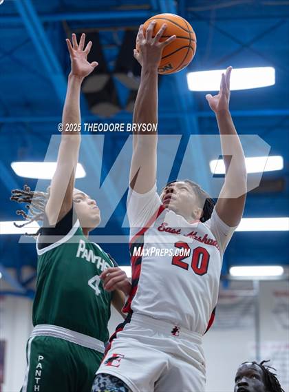 Thumbnail 1 in East Nashville Magnet vs. LEAD Academy (TSSAA Region 2A East Final) photogallery.