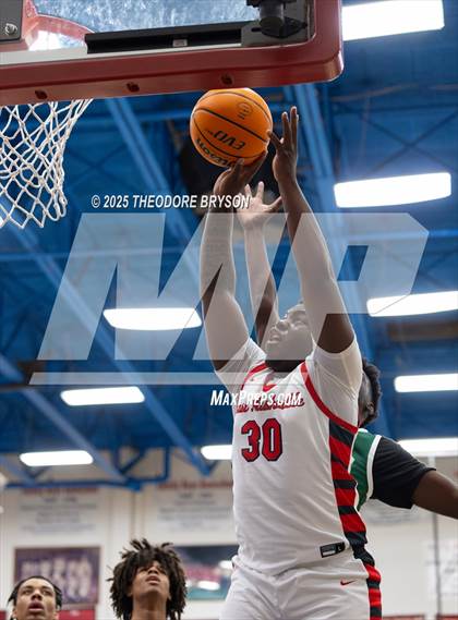 Thumbnail 2 in East Nashville Magnet vs. LEAD Academy (TSSAA Region 2A East Final) photogallery.