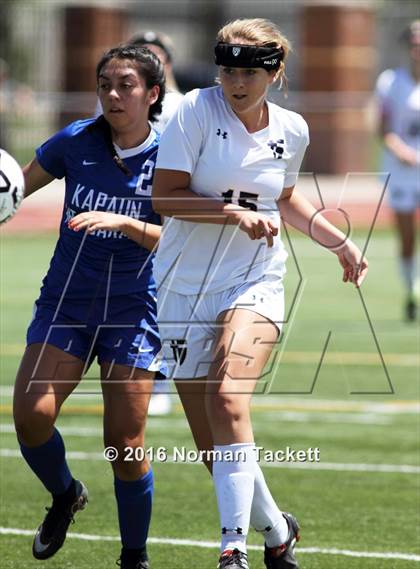 Thumbnail 1 in Aquinas vs Kapaun Mt Carmel (KSHSAA 5A Final) photogallery.