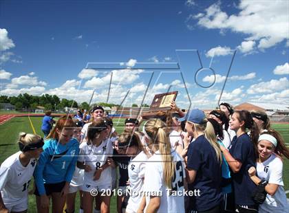 Thumbnail 3 in Aquinas vs Kapaun Mt Carmel (KSHSAA 5A Final) photogallery.