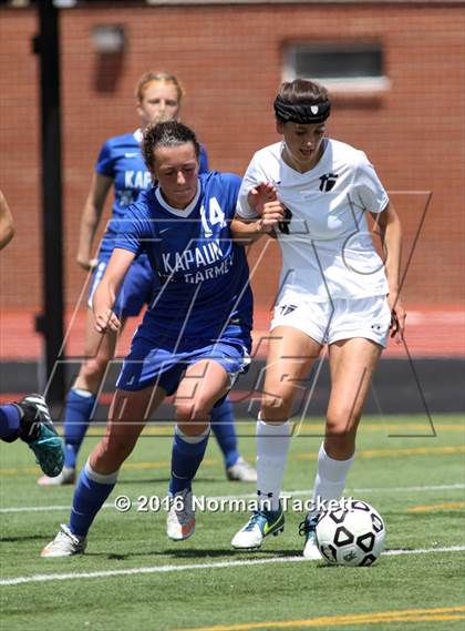 Thumbnail 2 in Aquinas vs Kapaun Mt Carmel (KSHSAA 5A Final) photogallery.