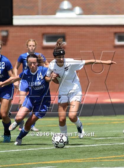 Thumbnail 1 in Aquinas vs Kapaun Mt Carmel (KSHSAA 5A Final) photogallery.