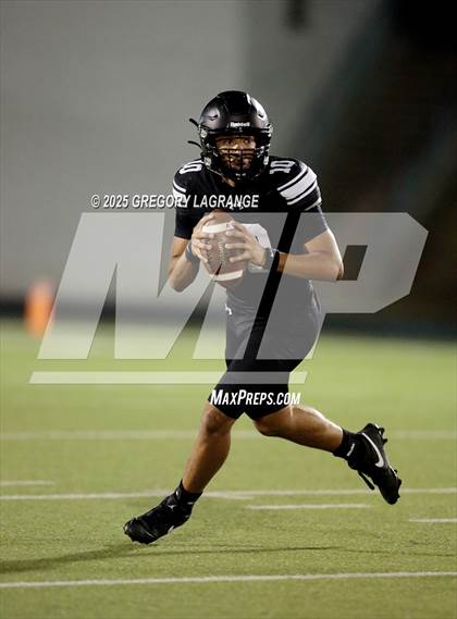 Thumbnail 1 in Denton vs Fossil Ridge photogallery.