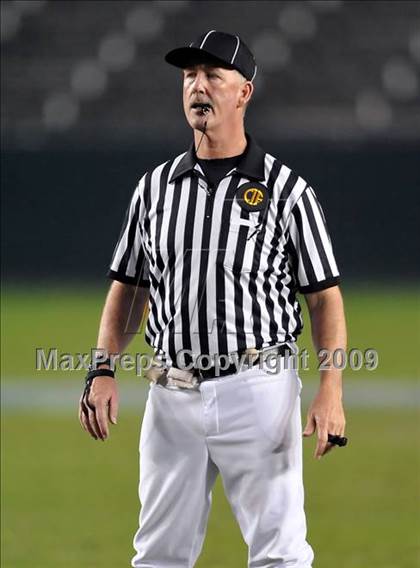 Thumbnail 3 in Modesto Christian vs. Parker (CIF State Small Schools Final) photogallery.