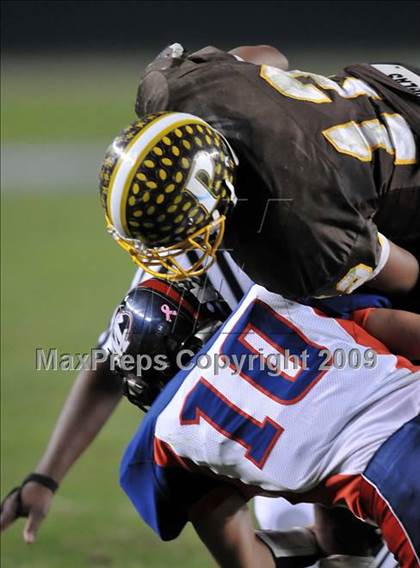 Thumbnail 2 in Modesto Christian vs. Parker (CIF State Small Schools Final) photogallery.